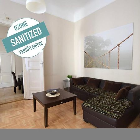 Standard Apartment By Hi5 - Muzeum 5 Budapest Ngoại thất bức ảnh